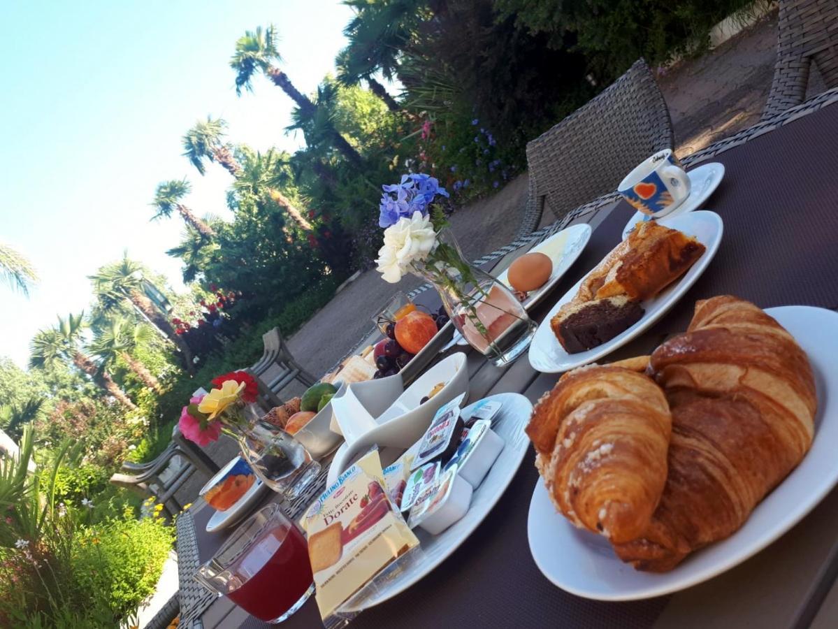 Hotel Ares Pontinia Dış mekan fotoğraf