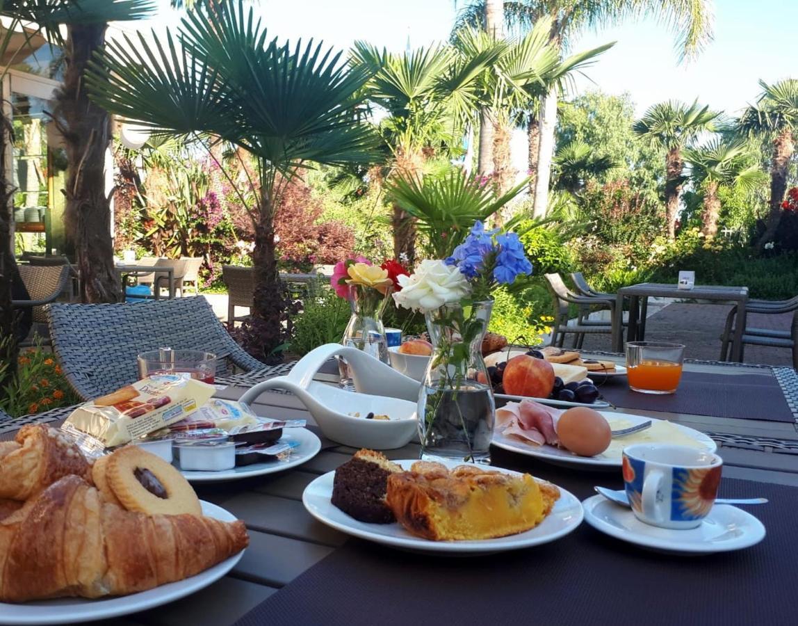 Hotel Ares Pontinia Dış mekan fotoğraf